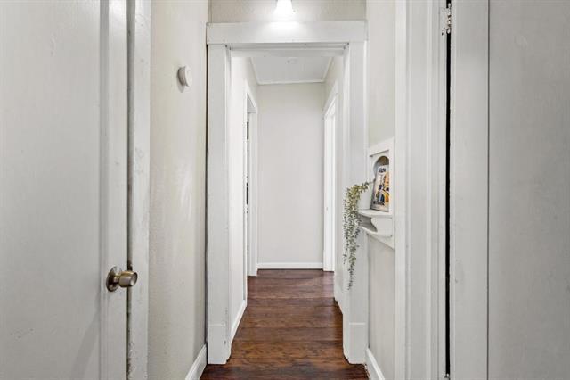 Building Photo - 1310 W Morton St