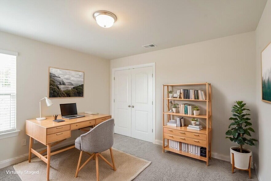 Building Photo - 1701 Tahoma Dr