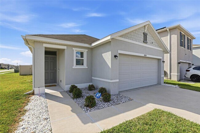 Building Photo - 2839 Maiden Grass Isle