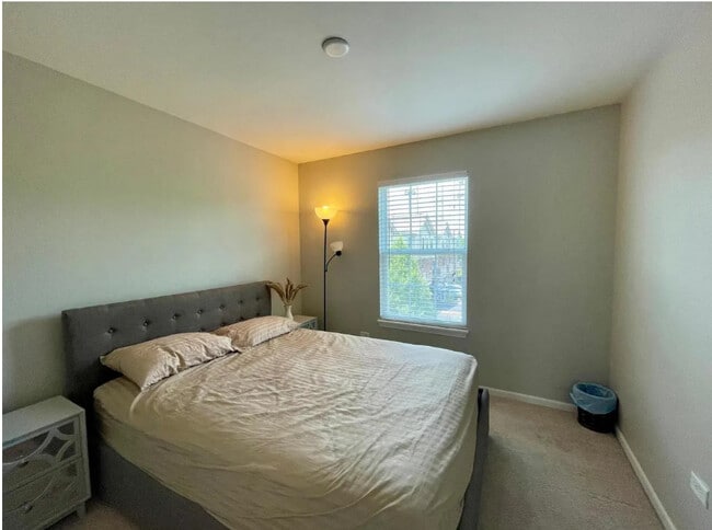 Building Photo - 2889 Henley Ln