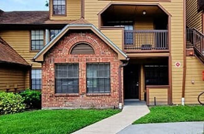 Building Photo - Nice 2 bedroom 1 bath condo at Lakewood Park in Altamonte Springs