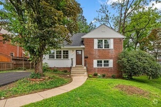 Building Photo - 3 Bed 3 Bath - Silver Spring Split Level -...
