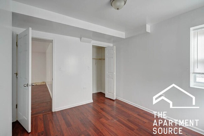 Building Photo - 2530 W Fitch Ave