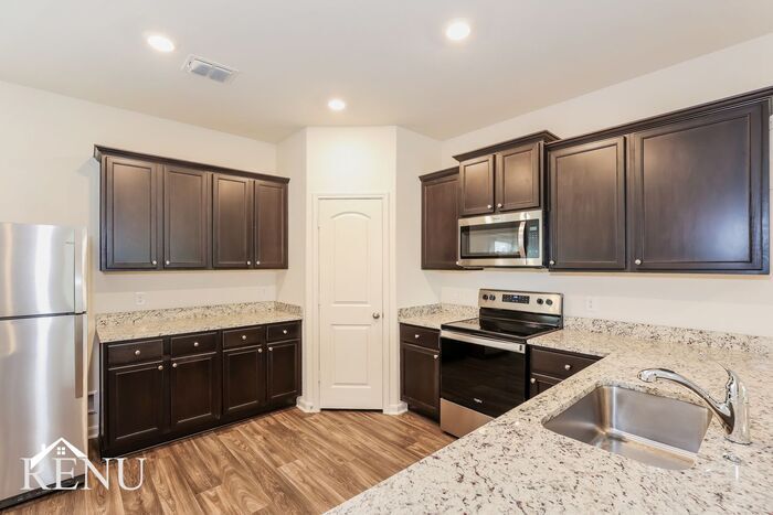 Building Photo - 11010 Eyelet Harbor