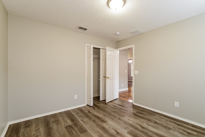 Building Photo - 1814 Americus Minor Dr