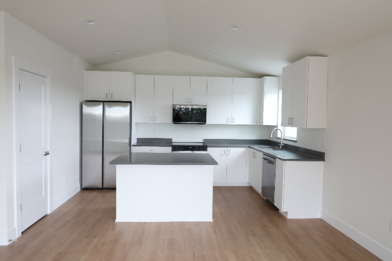 Building Photo - 12913 SE Ridgecrest Rd