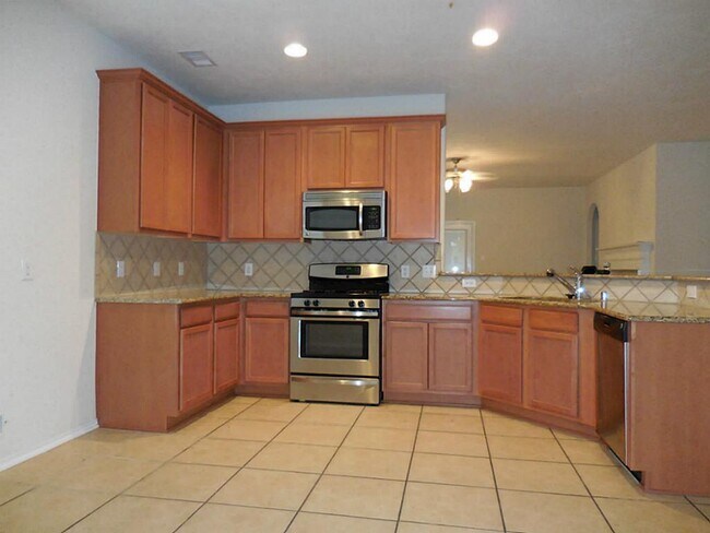 Building Photo - 12214 Iris Hollow Way