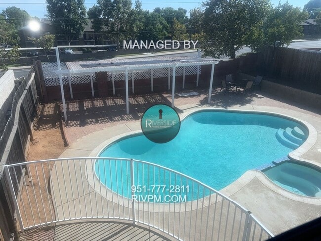 Building Photo - STUNNING POOL HOME IN MORENO VALLEY!! SOLAR INCLUDED!!