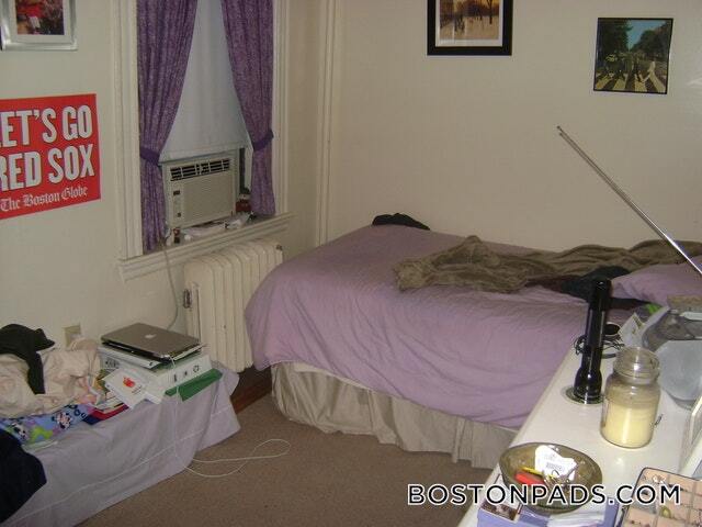 Building Photo - 56 Queensberry St