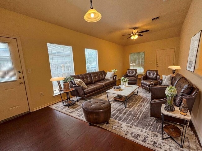 Building Photo - 1717 Constantino Cir