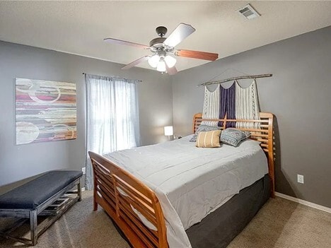 Building Photo - 1652 N Oakhaven Pl