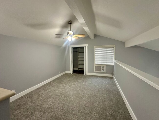 Building Photo - Cozy 1 Bedroom Loft in Hayward!