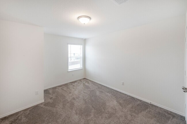 Building Photo - Leander Living with Loft, Flex Space & Style