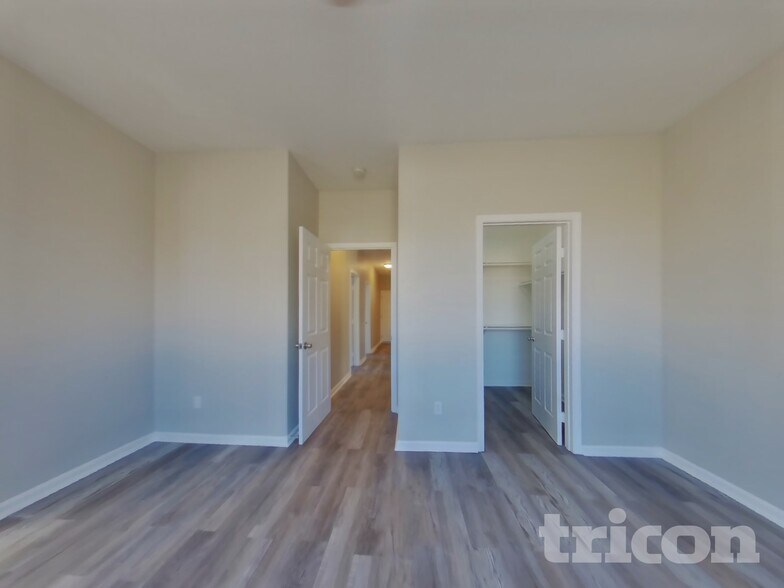 Building Photo - 757 Pino Ave