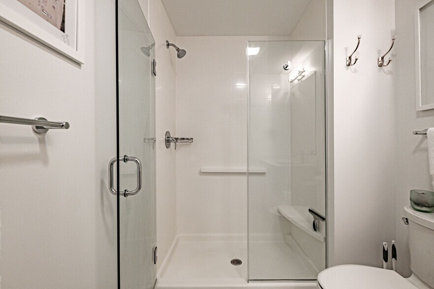 Building Photo - 25 High St