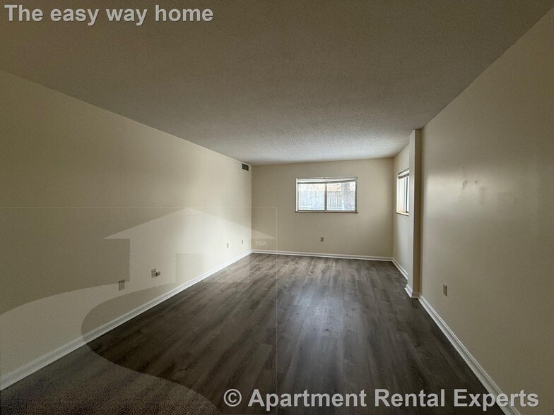 Building Photo - 345 Franklin St