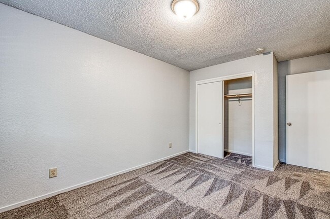 Building Photo - 6364 N Barcus Ave