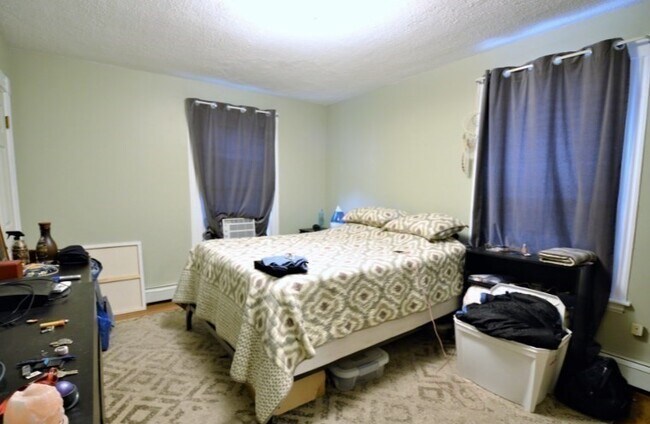 Building Photo - 7 High St Pl