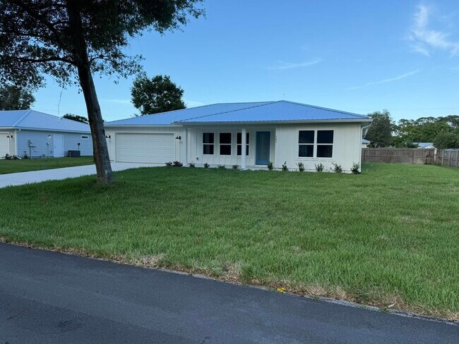 Primary Photo - 107 Lobelia Rd