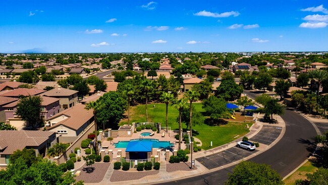 Building Photo - Gated Chandler Living | 4 Bedrooms in Top-Rated School District