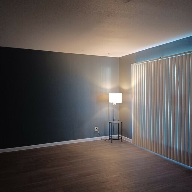 Building Photo - 11540 Chimney Rock Rd