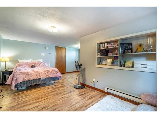 Building Photo - 1409 Hoot Lake Dr