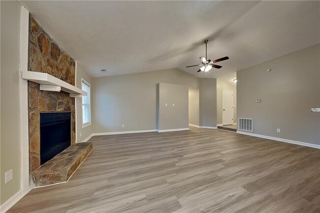 Building Photo - 229 Colemans Bluff Dr