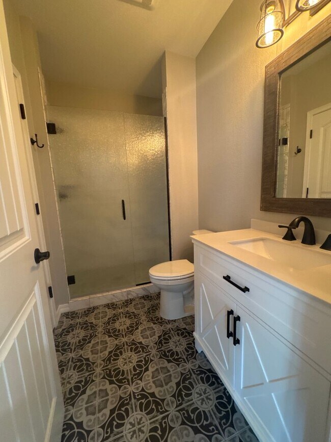 Building Photo - 10732 Echo Canyon Dr
