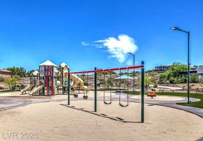 Building Photo - Elegant Anthem Country Club Residence with Spa, Balcony & 3-Car Garage