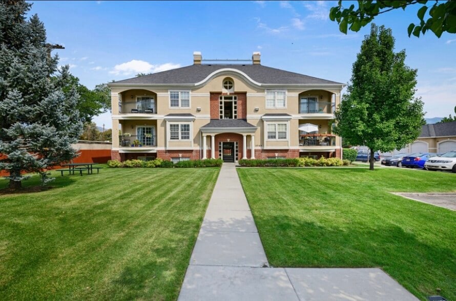 Building Photo - 3745 S 700 E