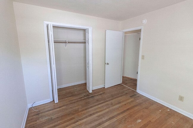 Building Photo - 1003 Hardin St