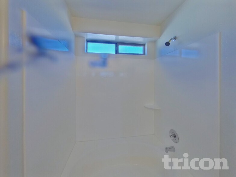 Building Photo - 21201 N Conlon Rd