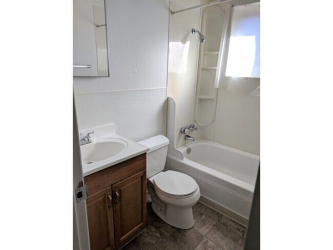 Building Photo - 3237 S Huron St