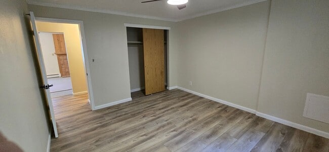 Building Photo - Cute 2 Bed 1 Bath in Springville