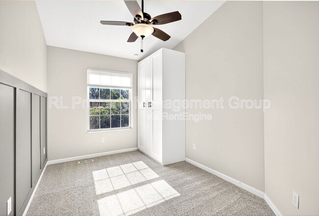 Building Photo - 994 Frieda Ct