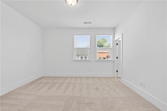 Building Photo - 1504 Pinedale Crst NW