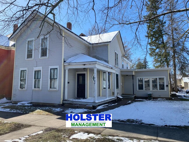 Primary Photo - 705-707 Grant Street