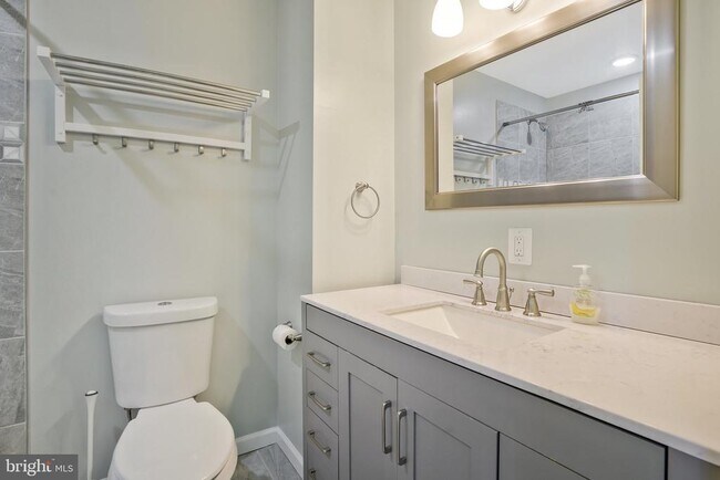 Building Photo - 6024 Rixey Dr