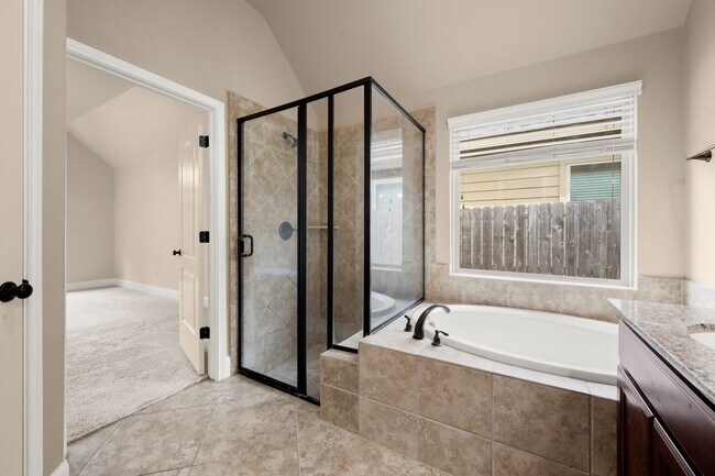 Building Photo - 110 Logan Pass Ct