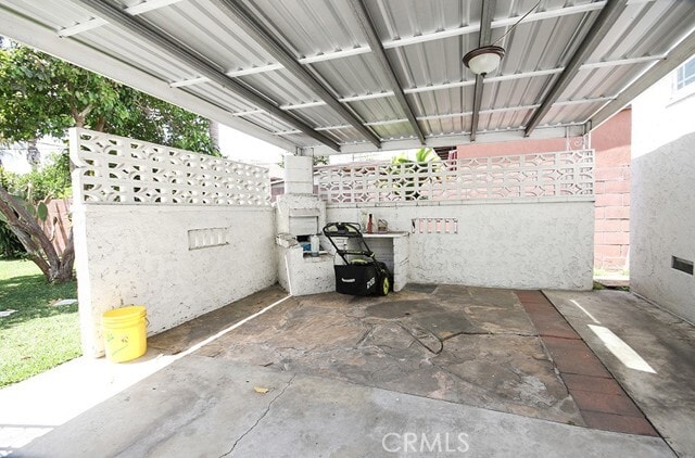 Building Photo - 2920 Los Flores Blvd