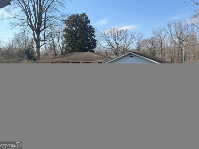 Building Photo - 10416 Lavonia Rd