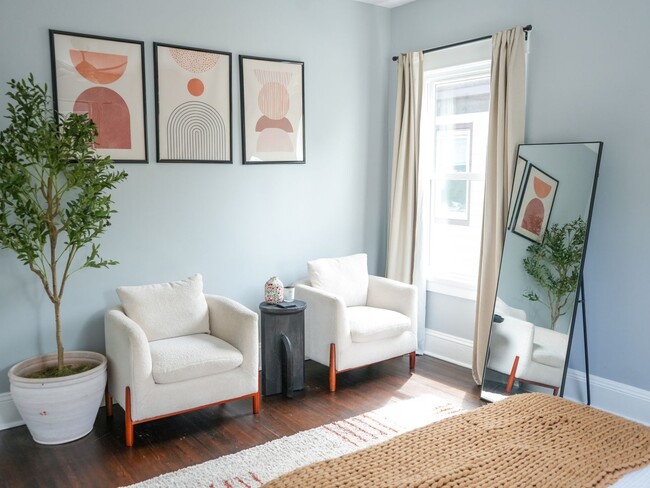 Building Photo - Renovated 3-Bedroom With Modern Amenities