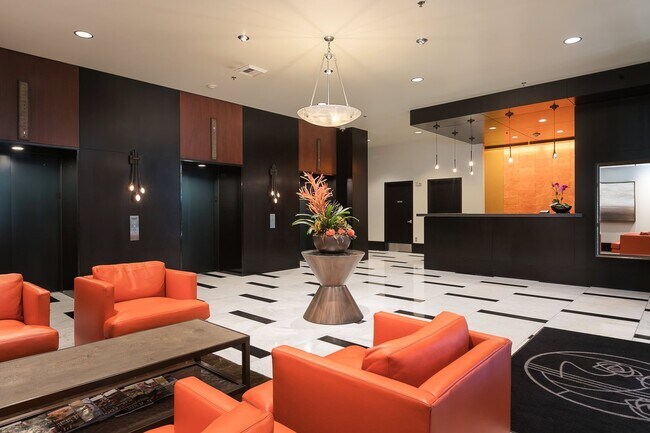 Building Photo - Elizabeth Lofts - FURNISHED ($2300) or UNFURNISHED ($2050)  Pearl District studio condo w/parking...