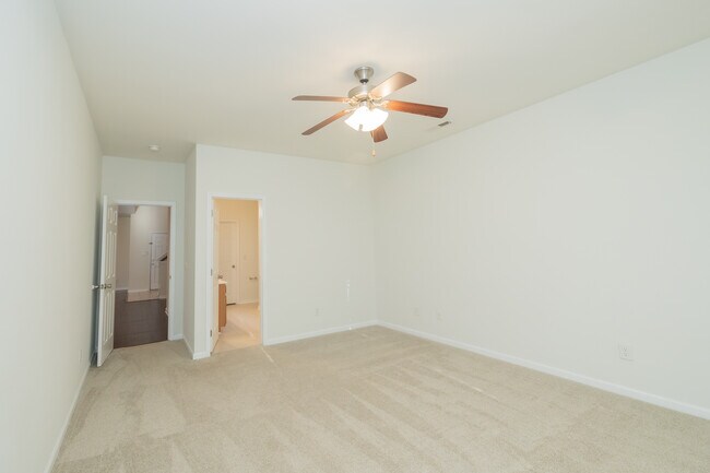 Building Photo - 8967 N Red Maple Cir