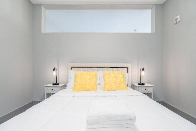 Building Photo - 6311 E Westfield Blvd