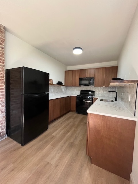 Kitchen - 1389 E 43rd St