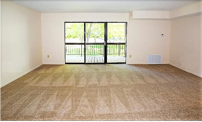 Building Photo - Viking Apartments and Townhouses