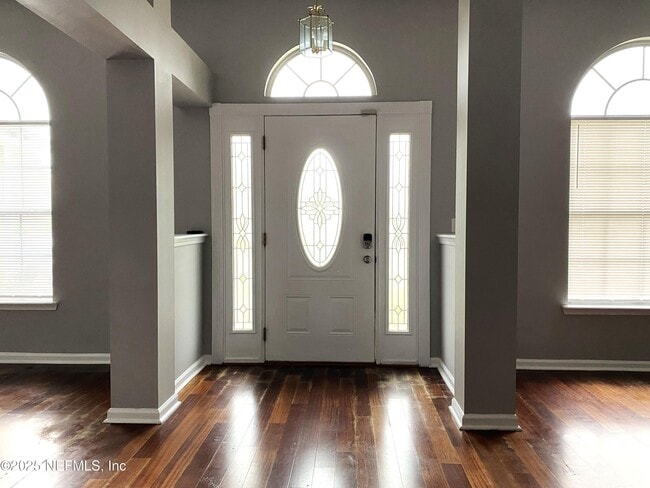 Building Photo - 12976 Chets Creek Dr S