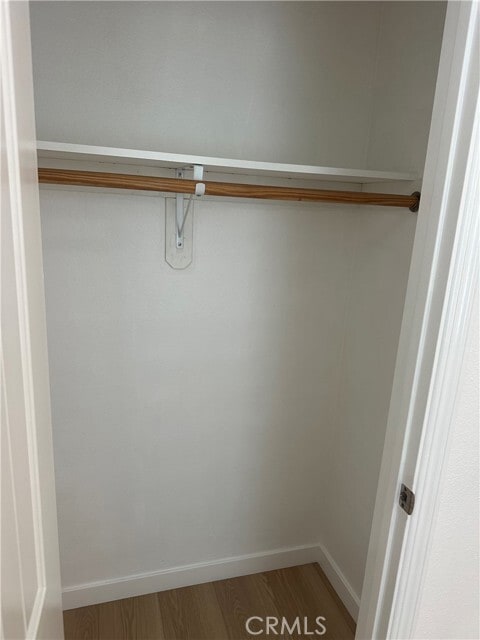 Building Photo - 956 E 43rd St