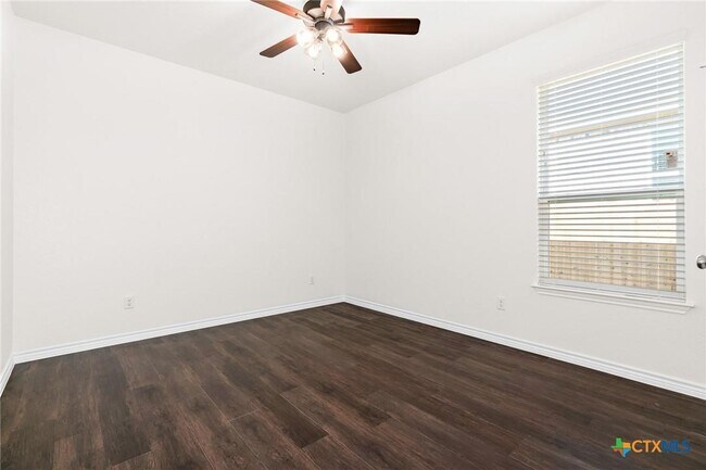 Building Photo - 5115 Rose Petal Ct